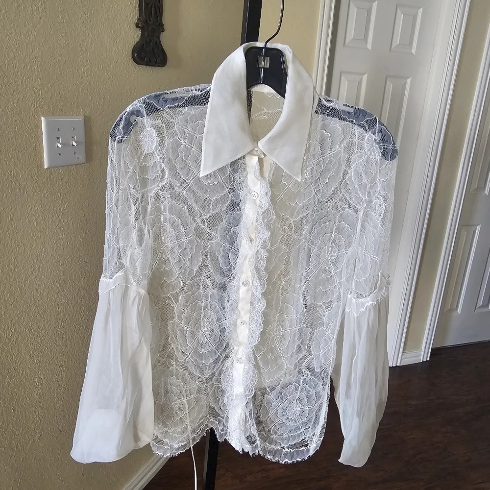 Valentino 3pc Cream and Black Top/Cami/Pant Set Size S - Picture 7 of 15